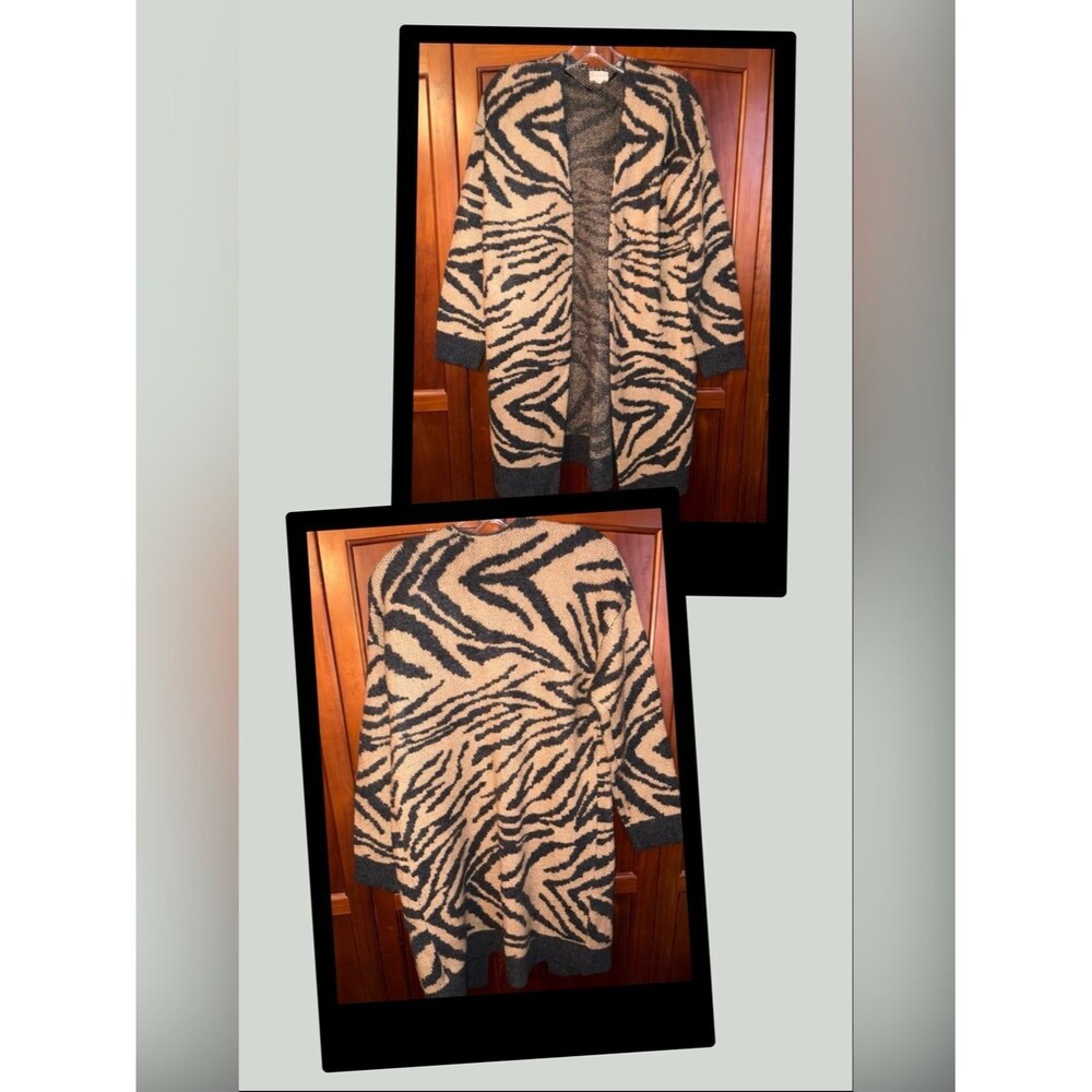 Hem & Thread Thick Zebra Pattern Cardigan in Black and Cream #1750